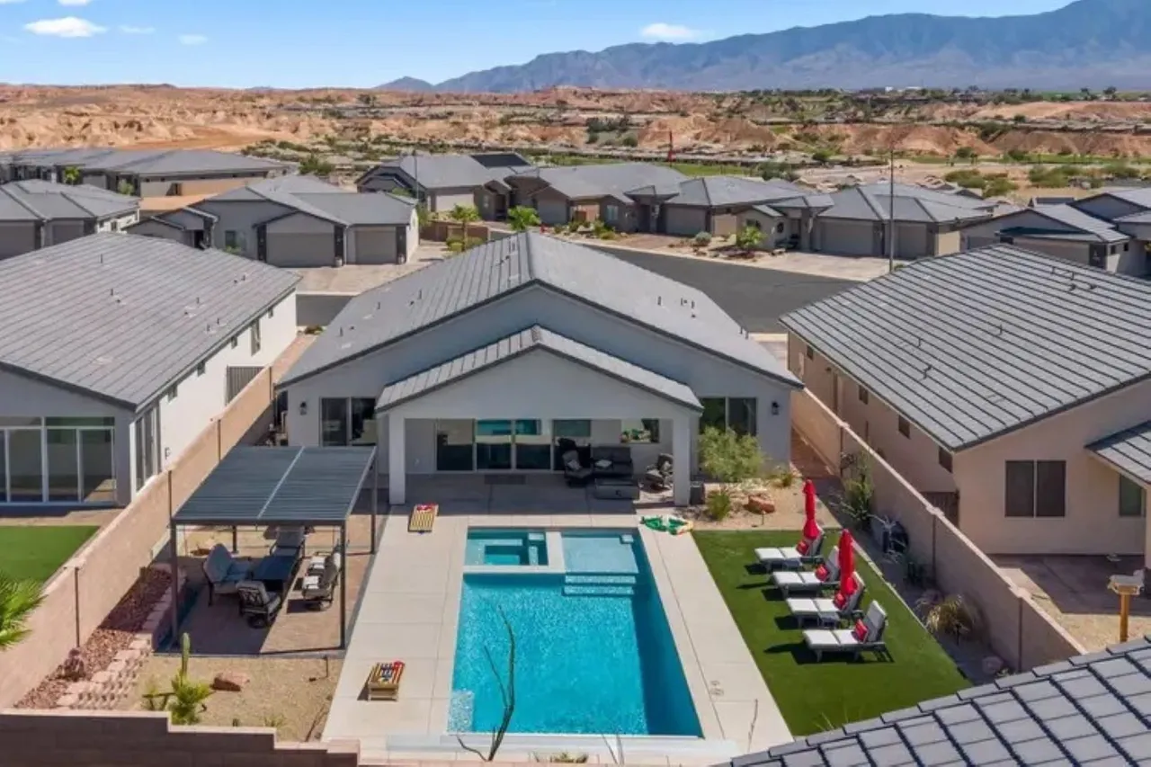 Relax and Recharge in Madeira Beach, Florida: Your Gulf Coast Paradise